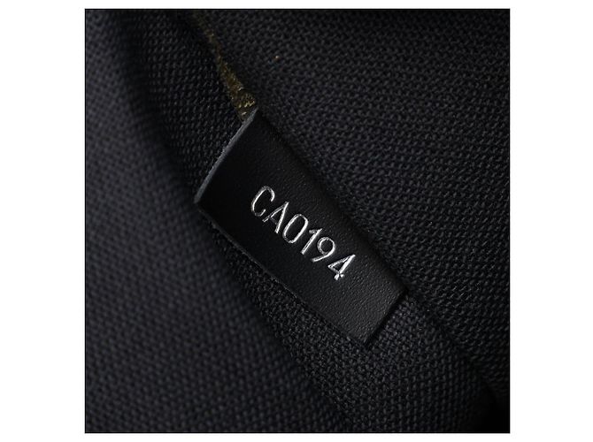 Sacoche Louis Vuitton Damier Graphite Noir - vue 5
