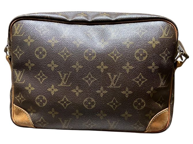 Borsa a tracolla Louis Vuitton Nile Marrone - vista 2