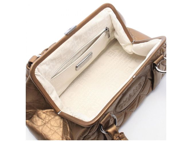 Borsa Chanel Matelassé con chiusura Marrone - vista 3