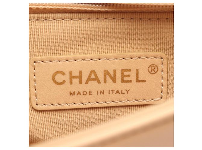 Borsa a tracolla Chanel Matelassé Beige - vista 4