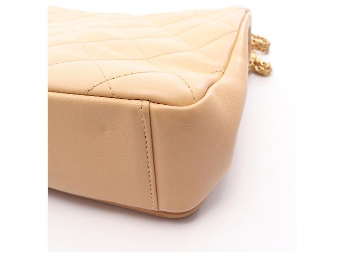 Borsa a tracolla Chanel Matelassé Beige - vista 7