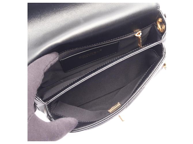 Borsa a tracolla Chanel Matelassé Small Flap Nero - vista 3