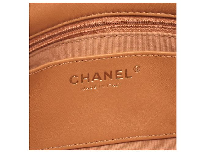 Chanel Matelassé Small Flap Bag Braun - Ansicht 4