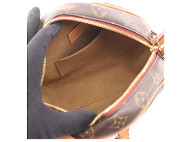 Borsa Louis Vuitton Boite Chapeau Souple MM Monogram Marrone Monogramma - vista 3