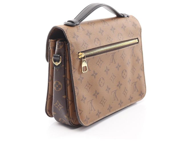 Borsa Louis Vuitton Pochette Metis MM Marrone Nero Monogramma - vista 2
