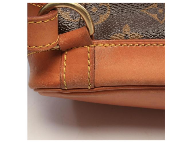Mochila Louis Vuitton Montsouris MM Monogram Castaño Monograma - vista 11