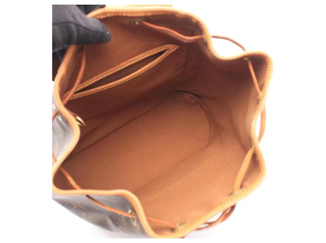 Mochila Louis Vuitton Montsouris MM Monogram Castaño Monograma - vista 3