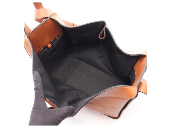 Loewe Hammock Small 2-Way Lederhandtasche Braun - Ansicht 3