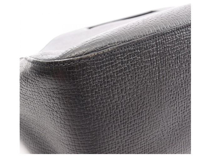 Loewe Handtasche aus schwarzem Leder - Ansicht 9