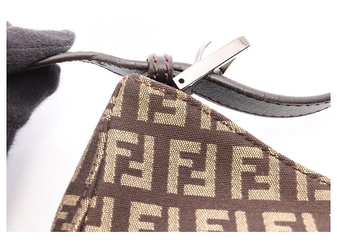 Borsa a tracolla Fendi Zucchino Marrone Beige - vista 7