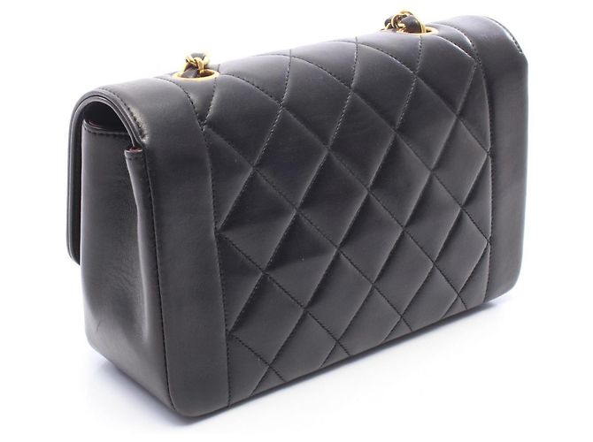 Borsa a tracolla Chanel Matelassé Diana Flap Nero - vista 2