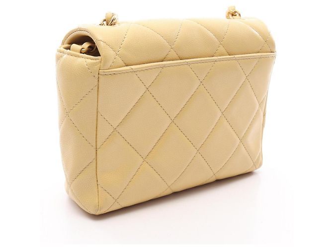 Borsa a tracolla mini Chanel Matelassé Giallo - vista 2