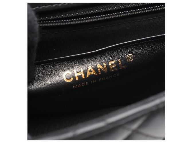 Borsa a tracolla Chanel Mini Matelassé Nero - vista 4