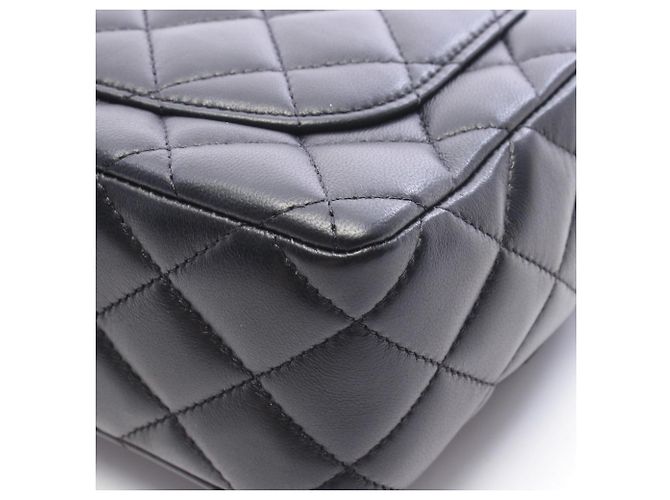 Borsa a tracolla Chanel Mini Matelassé Nero - vista 7