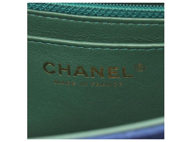 Borsa a tracolla Chanel Mini Matelassé 20 Blu - vista 4