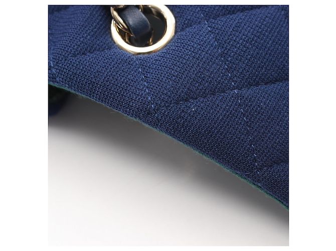 Borsa a tracolla Chanel Mini Matelassé 20 Blu - vista 7