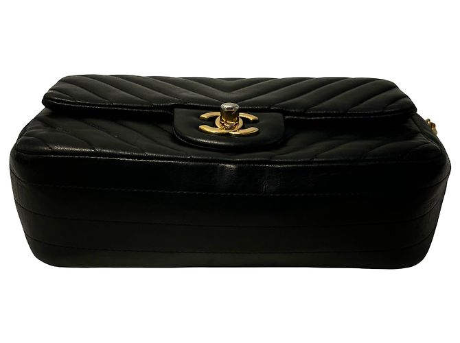 Bolsa de Ombro Chanel Vintage Chevron Mini Preto - vista 3