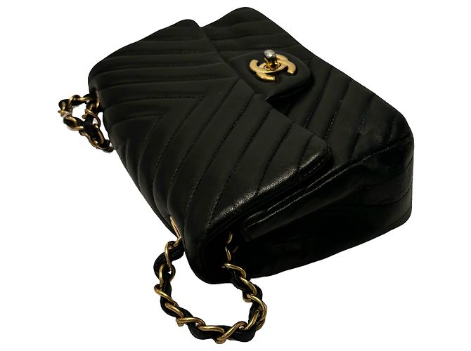 Bolsa de Ombro Chanel Vintage Chevron Mini Preto - vista 4