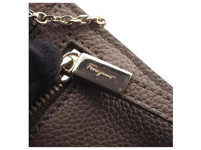 Borsa a tracolla Salvatore Ferragamo Gancini con borchie Beige - vista 10