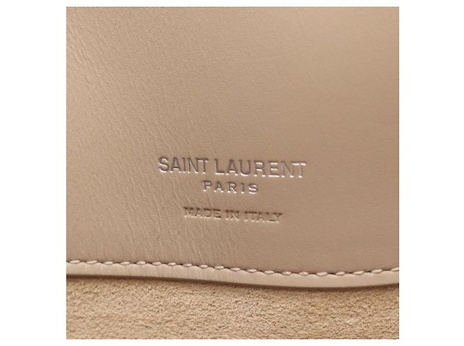 Yves Saint Laurent Paris LE 37 Small 2-Way Handbag Beige - vista 4