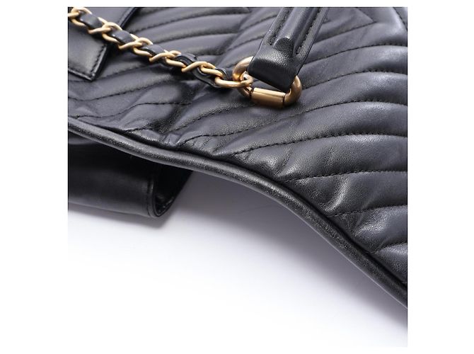 Borsa a tracolla 2-Way Chanel V-Stitch Chevron Nero - vista 10