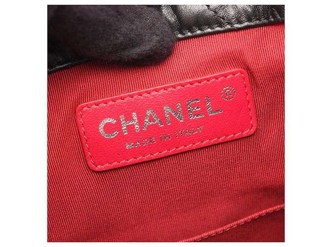 Chanel Gabrielle Rucksack/Handtasche mit kombinierter Hardware Schwarz - Ansicht 4
