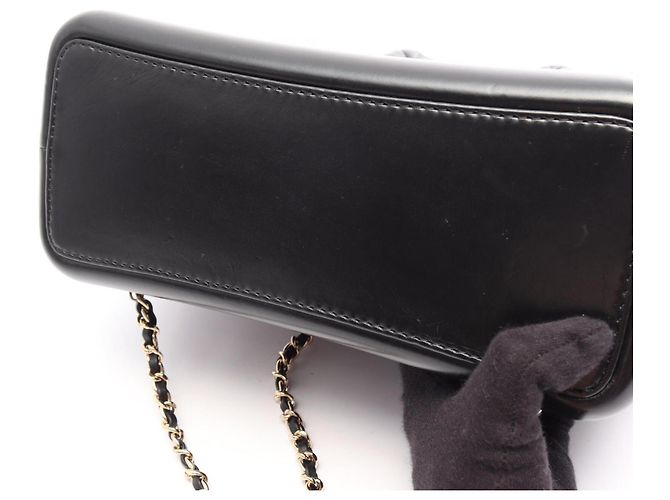 Chanel Gabrielle Rucksack/Handtasche mit kombinierter Hardware Schwarz - Ansicht 6