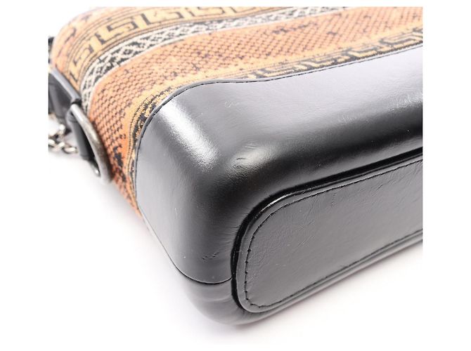 Borsa Chanel Gabrielle de Small Hobo Nero Multicolore Arancione - vista 9