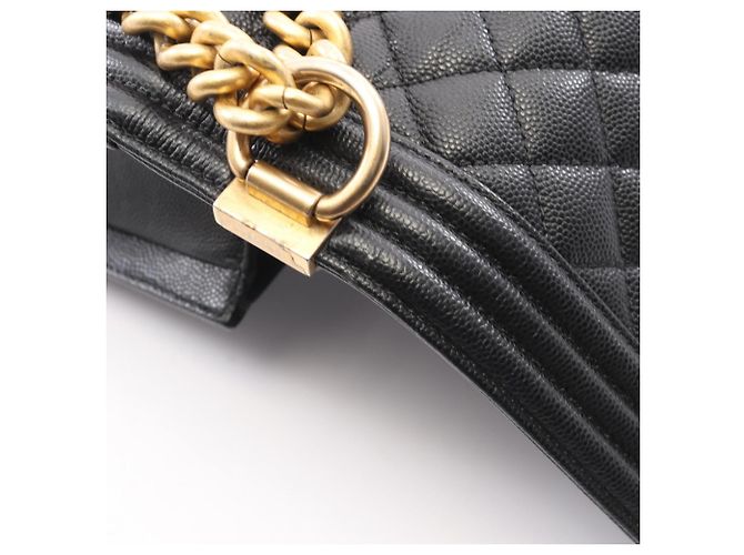 Borsa a tracolla Chanel Boy in pelle di vitello martellata nera Nero - vista 7