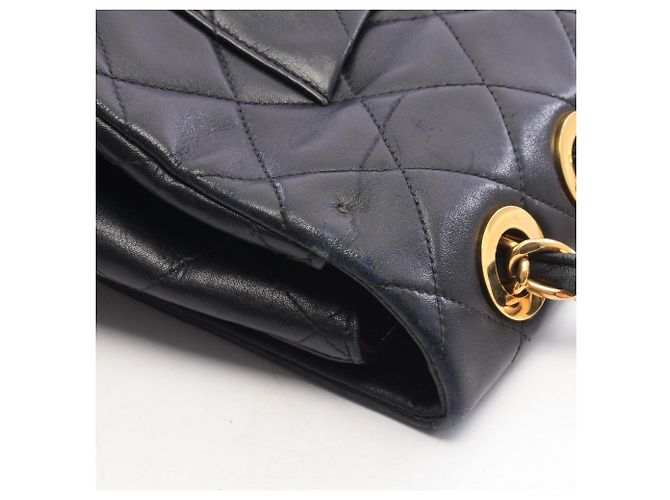 Borsa a tracolla Chanel Large Matelassé 34 Nero - vista 14