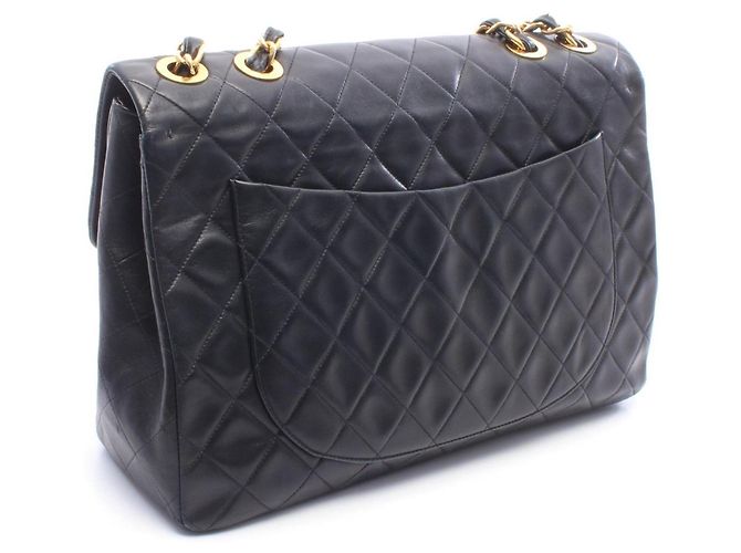 Borsa a tracolla Chanel Large Matelassé 34 Nero - vista 2