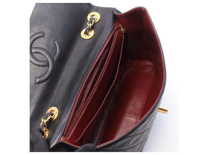 Borsa a tracolla Chanel Large Matelassé 34 Nero - vista 3