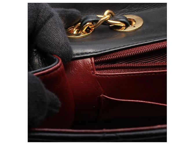 Borsa a tracolla Chanel Large Matelassé 34 Nero - vista 7