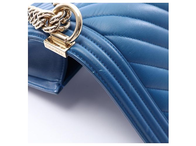 Borsa a tracolla Chanel Boy Chevron V-stitch Blu - vista 11