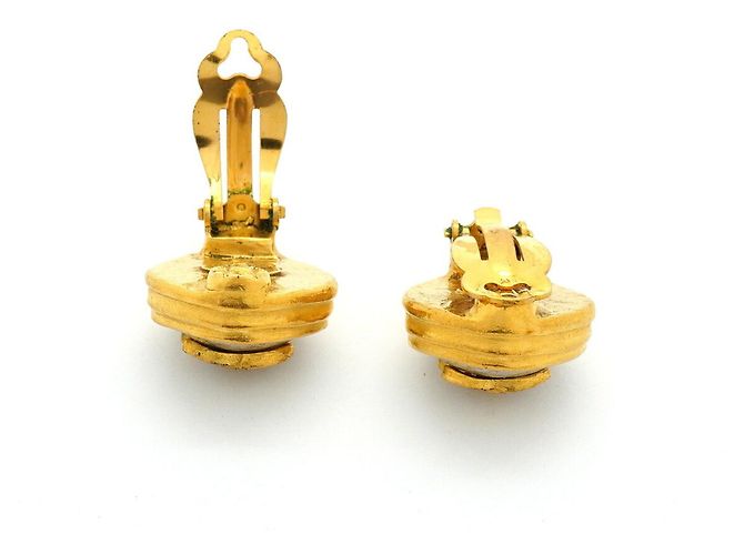 Orecchini a clip Chanel oro e argento D'oro - vista 3