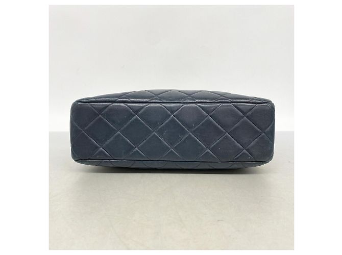 Borsa Chanel Matelassé in pelle d'agnello Nero - vista 3