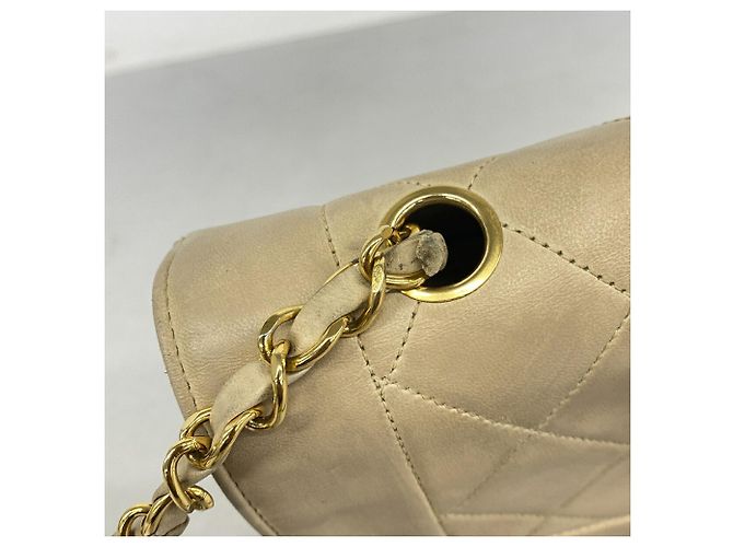 Borsa a tracolla Chanel Diana Chain Beige - vista 10