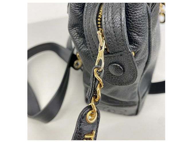 Chanel Triple Coco Schultertasche aus Kaviarleder Schwarz - Ansicht 7