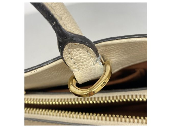 Borsa Louis Vuitton Monogram Empreinte Montaigne BB Crudo - vista 11