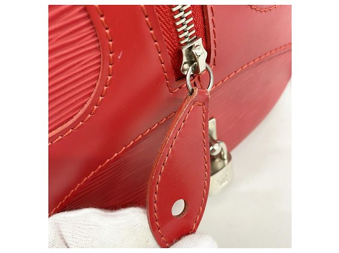 Borsa Louis Vuitton Epi Bowling Montaigne PM Rosso - vista 10