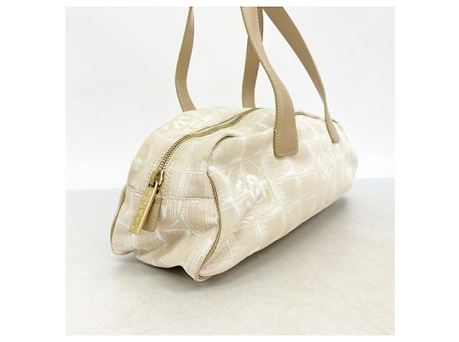 Borsa in nylon Chanel New Travel Beige - vista 2