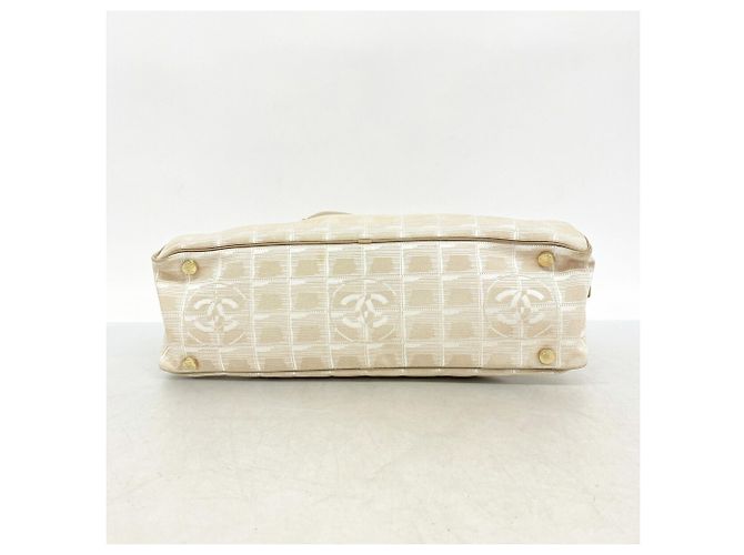 Borsa in nylon Chanel New Travel Beige - vista 3