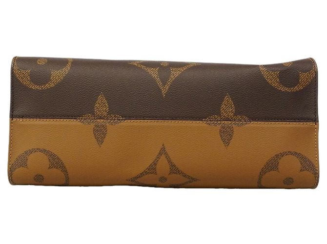 Louis Vuitton Monogram Giant Reverse OnTheGo MM Tote Bag Braun - Ansicht 3