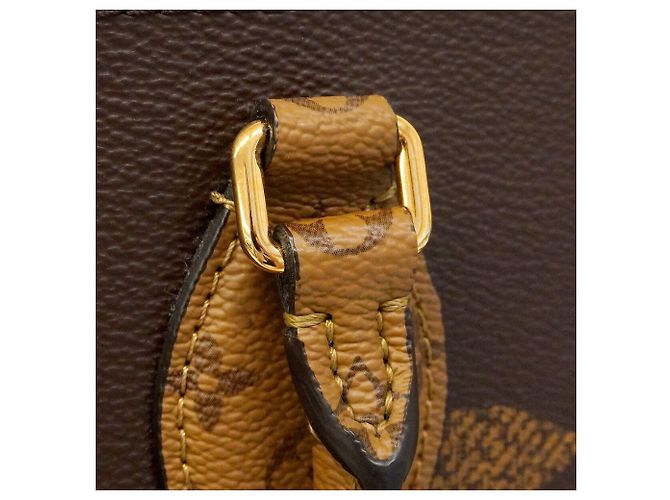 Louis Vuitton Monogram Giant Reverse OnTheGo MM Tote Bag Braun - Ansicht 8