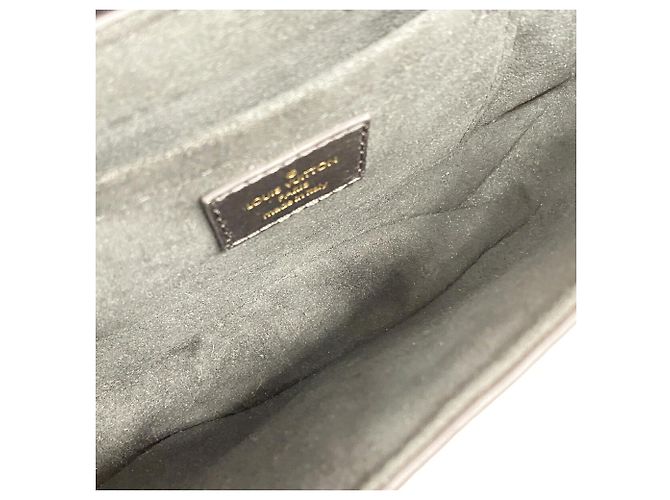 Borsa a catena Louis Vuitton New Wave PM M51683 Noir Nero - vista 4