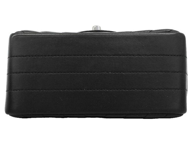 Borsa a tracolla Chanel in pelle d'agnello nera Nero - vista 3
