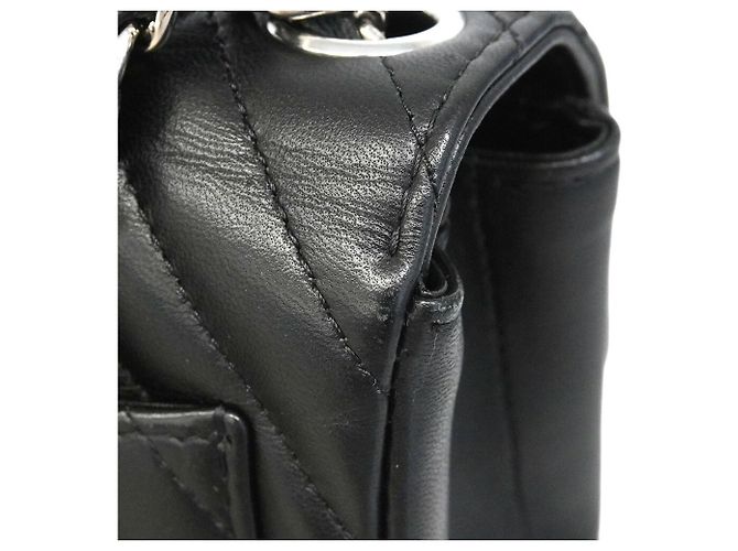 Borsa a tracolla Chanel in pelle d'agnello nera Nero - vista 7