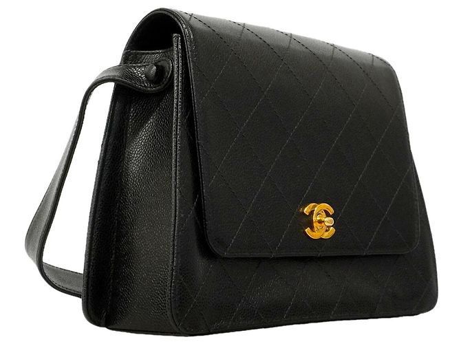 Borsa a tracolla Chanel Matelassé in nero - vista 2