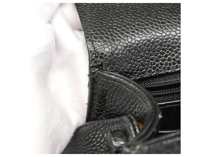 Borsa a tracolla Chanel Matelassé in nero - vista 7