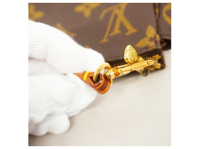 Louis Vuitton Monogram Pochette Accessoires Pouch Castaño - vista 8